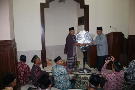 Safari Tarling Muspika Kecamatan Pleret di Masjid Baitul Jabar Pandes I