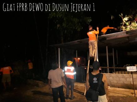 FPRB DEWO Evakuasi Konsleting Jaringan Listrik di Dusun Jejeran 1
