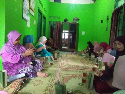 Pertemuan PKK Dusun Jejeran 1 RT 03