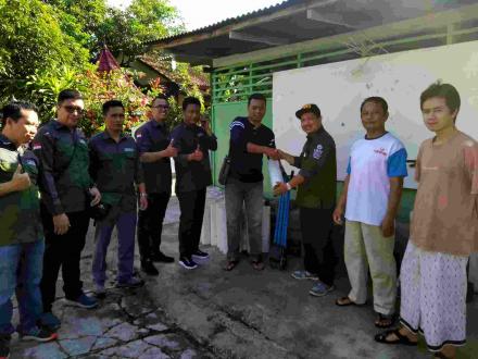 Dosen dan Mahasiswa UMY Adakah Sosialisasi Biopori di Dusun Wonokromo II 