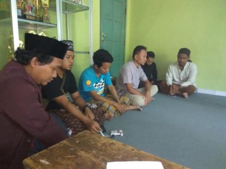 Pertemuan Tokoh Masyarakat Dusun Wonokromo Bahas Virus Covid-19 