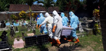 Pemakaman Jenazah Protokol Kesehatan Dusun Jati 